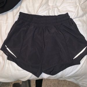 Lululemon shorts size 6. Length 4”.